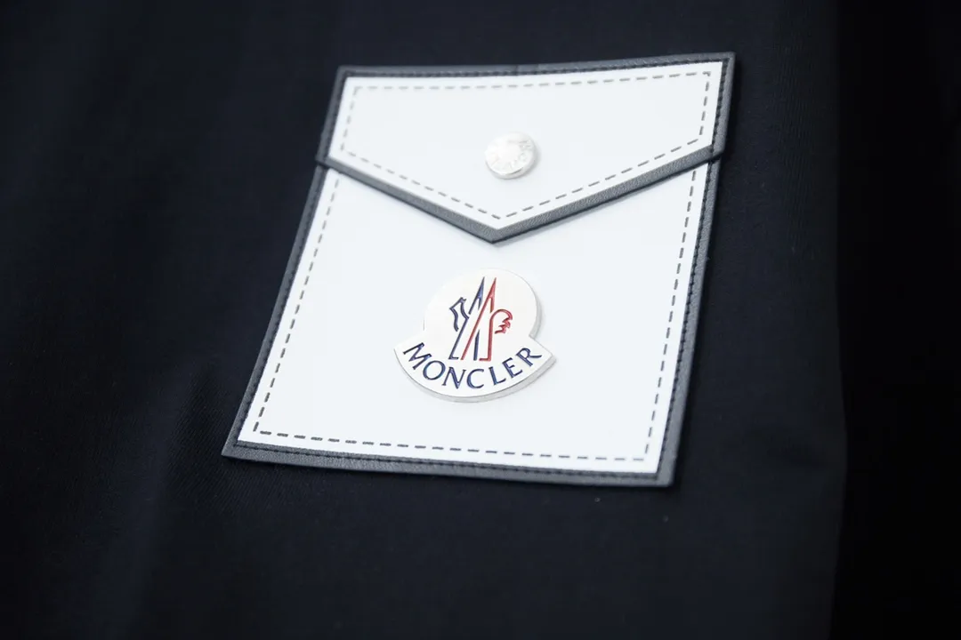 MONCLER 25SS New Arrival logo · 280 100% · 32 1X 1 · · · ：Black/White Size：S/M/L/XL